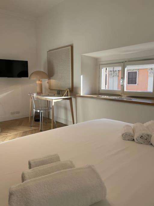 Short Rent Luxury Flat - Via Veneto Appartement Rome Buitenkant foto
