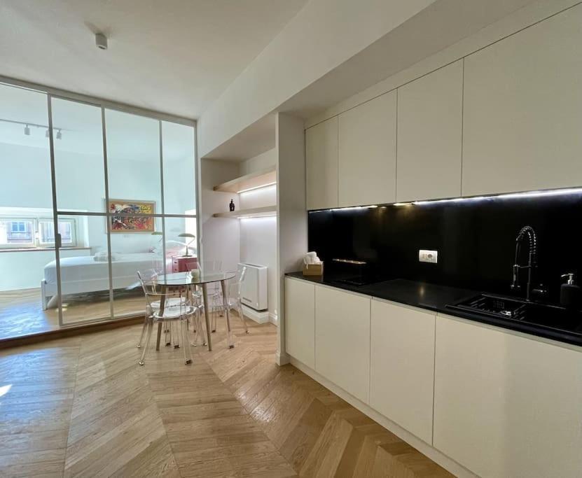 Short Rent Luxury Flat - Via Veneto Appartement Rome Buitenkant foto