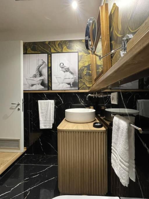 Short Rent Luxury Flat - Via Veneto Appartement Rome Buitenkant foto